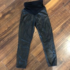 Maternity leather leggings